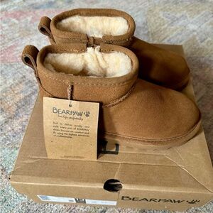 BEARPAW SHORTY youth boots 13 Hickory NWT